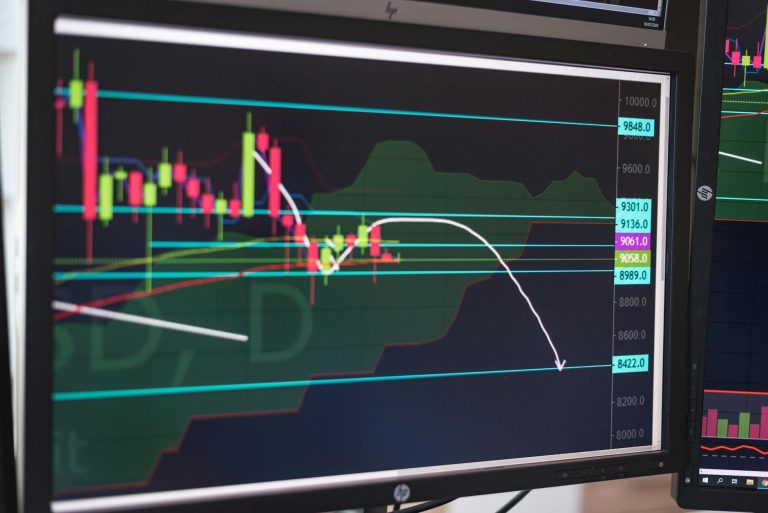 Best Robo Advisors for Beginners 2026: Myth or Reality?