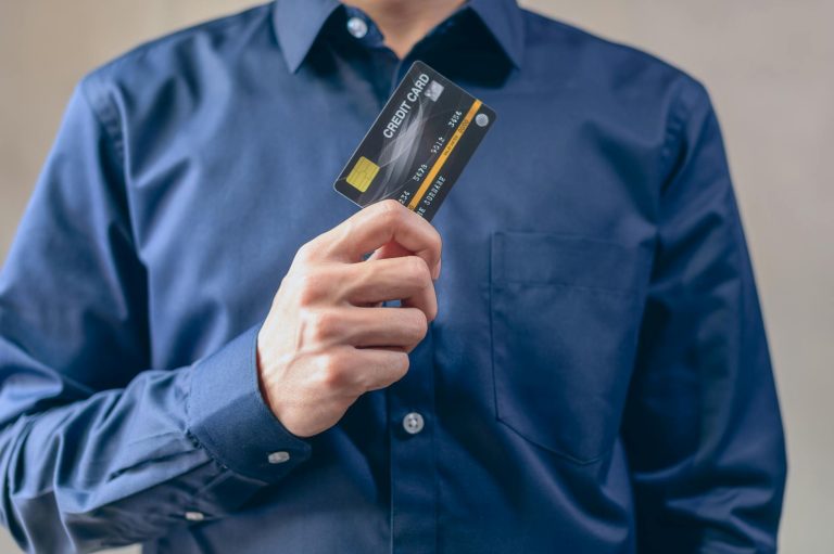 Best Travel Credit Cards with No Annual Fee 2026