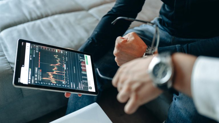 Build a Passive Income Portfolio in 2026